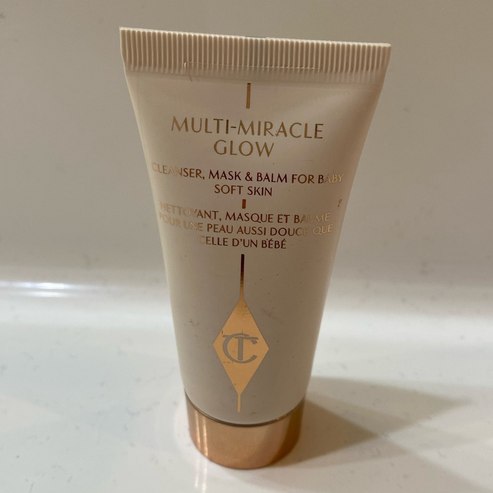 Charlotte Tilbury Multi-Miracle Glow
